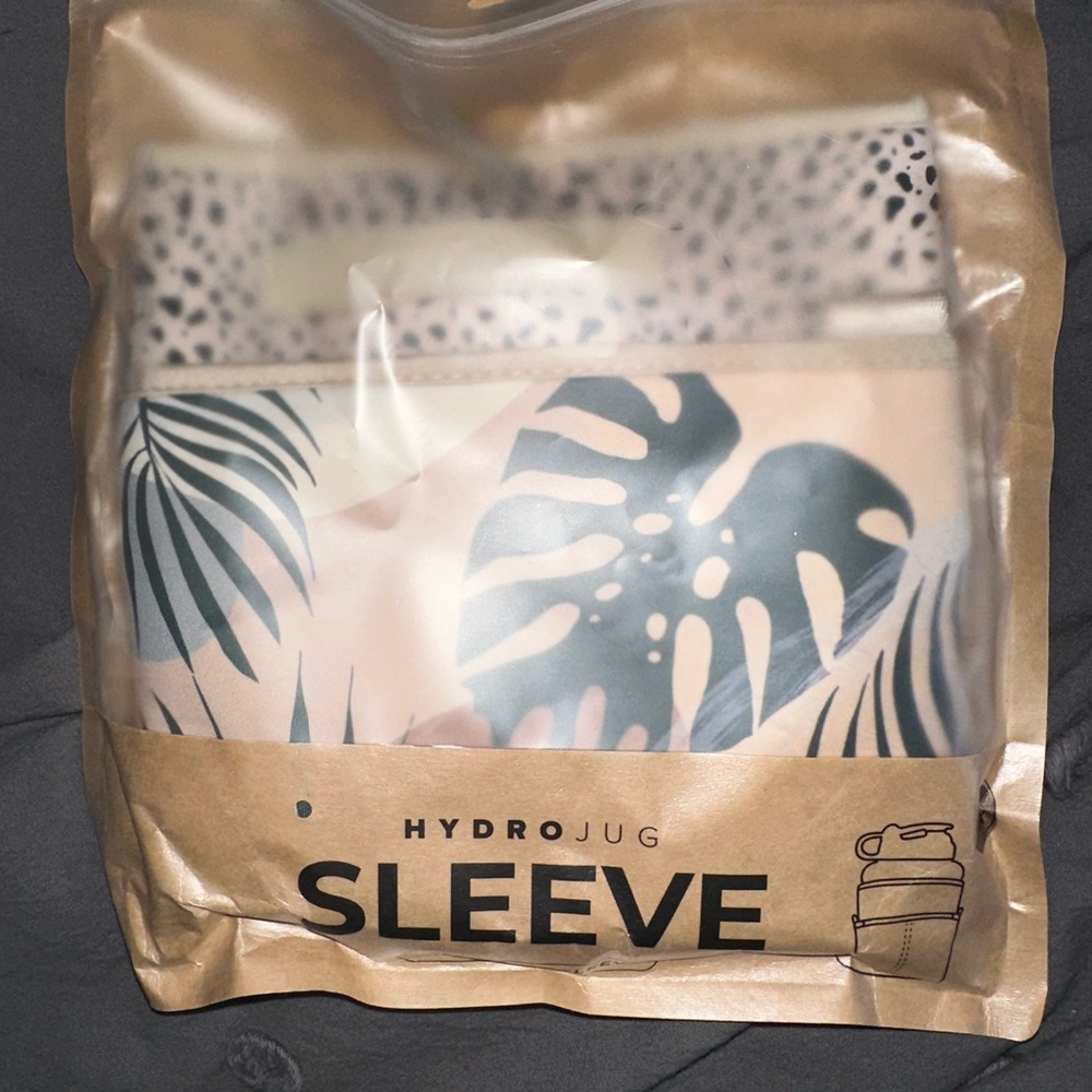 HydroJug Cream and Green Half Gallon Jug  Sleeve with Tropical Design